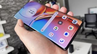 Motorola Edge 40 Pro: Display de flagship în toată regula, cu refresh rate record, luminos și responsiv