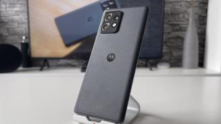 Motorola Edge 40 Pro: Hardware de top, demn de un flagship din 2023, cu încărcare record pe hârtie