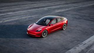 Tesla a redus din nou preţurile automobilelor sale, cu până la 5000 de dolari