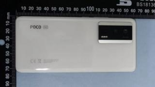 POCO F5 Pro apare în fotografii hands-on, drept primul smartphone POCO ce oferă alimentare wireless