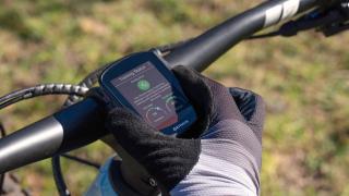 Garmin Edge 840 și 540 au debutat: Ciclocomputere GPS cu autonomie generoasă, funcții de fitness și antrenament, chiar încărcare solară