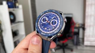 Smartwatch-urile de lux au început să fie tot mai apreciate de iubitorii de ceasuri