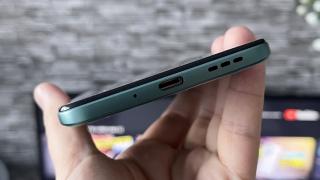 Redmi Note 12 5G: Acustică mono cu volum satisfăcător, dar fără recorduri
