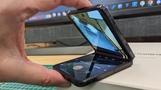 OPPO Find N2 Flip: Hardware-ul plusează preventiv pentru un 2023 mai liniştit