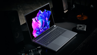 Acer Swift X 16 (SFX16-61G) a debutat: Laptop conceput pentru editare foto-video, cu CPU AMD Ryzen din seria 7040 și grafică NVIDIA GeForce RTX 40