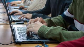ASUS anunță câştigătorii concursului Learn and Compete 2023 pentru liceeni