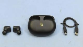 Căștile wireless Apple Beats Studio Buds+ au primit certificarea NCC, designul lor fiind confirmat înainte de debutul din 18 mai