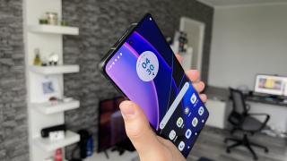 Motorola Edge 40: Un pachet hardware echilibrat, ce pune ecranul în centrul atenției