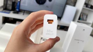 Huawei P60 Pro: Autonomia bateriei se încadrează în media flagship-urile din 2023