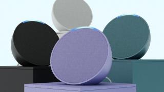 Amazon lansează Echo Pop: Boxă inteligentă cu design catchy, colorat, cu asistent vocal Alexa, integrare Spotify, Apple Music și Deezer