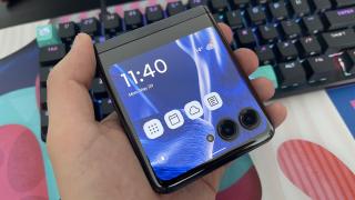Motorola RAZR 40 Ultra Unboxing: pliabilul cu clapetă definitiv? (Video)