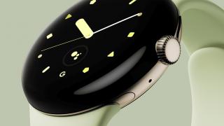 Un nou smartwatch Google apare la orizont; Pixel Watch 2 ar aduce autonomie îmbunătățită, un CPU Snapdragon eficient și va rula Wear OS 4