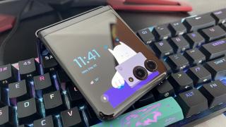 Motorola RAZR 40 Ultra: Camera aduce surprize binevenite în segmentul pliabilelor "flip"