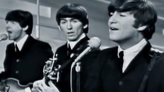 O melodie neterminată Beatles a fost finalizată de AI, cu aprobarea lui Paul McCartney