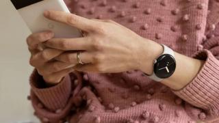 Google Pixel Watch primeşte funcţii care salvează viaţa: de la detecţia căderii la monitorizare SpO2