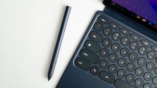 Google lucrează la o husă cu tastatură și un stylus pentru noua tabletă Pixel