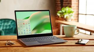 Google Pixel 8 ar putea primi un mod desktop în stil Samsung DeX, pentru extra-productivitate pe TV-uri / monitoare externe