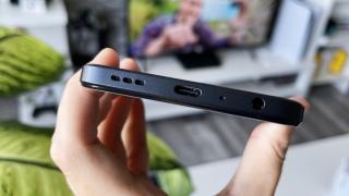 OPPO A98 5G: Acustica stereo bine echilibrată, cu mod Ultra integrat pentru un sunet mai puternic