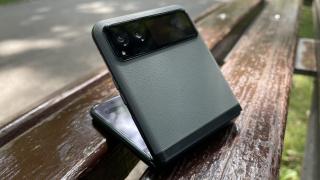 Motorola RAZR 40: Benchmark-uri de nivel mid-range, fără ceva ieșit din comun ca performanță