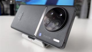 Specificațiile lui vivo X100 Pro au ajuns pe web! Vine cu procesor MediaTek de top, setup foto avansat, încărcare la 100W
