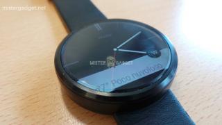 Motorola Moto 360 apare În noi imagini hands-on; vedem cum funcționează Încărcarea wireless