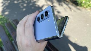 Samsung Galaxy Z Fold5: Difuzoare stereo separate pentru o experiență audio echilibrată și bogată în detalii