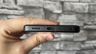 Xiaomi 13 Ultra: Baterie mare, dar fără recorduri în lumea Snapdragon 8 Gen 2