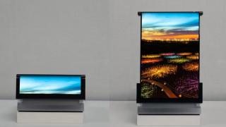 Samsung va lansa un telefon rulabil în 2025, ce integrează camera sub ecran