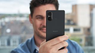 IFA 2023: Sony anunță flagship-ul compact Xperia 5 V, cu procesor Snapdragon 8 Gen 2, cameră principală de 52 MP