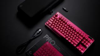 Logitech G anunță noua generație de periferice de gaming PRO: mouse-ul G Pro X Superlight 2 și tastatura G Pro X TKL LIGHTSPEED