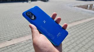 Prezentare Allview Viper V10 - Smartphone accesibil cu design îndrăzneț și asistent vocal în limba română AVI GPT la pachet