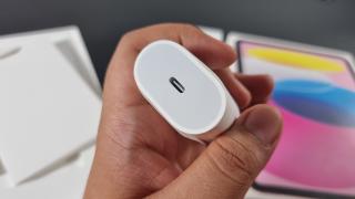 Apple iPad 10 (2022): Autonomie de top, suficientă pentru un weekend de seriale sau productivitate