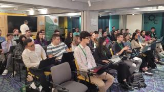Eşti student pasionat de tehnologie? Huawei lansează a zecea ediţie a programului Seeds for the Future