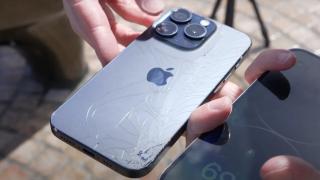 Titaniul de pe iPhone 15 Pro nu a fost idee bună? Iată rezultatele unui drop test (Video)