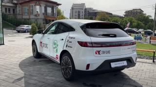 Mașina electrică HUAWEI AITO M5 calcă pentru prima dată pe străzile din România; Cât costă și ce autonomie oferă?