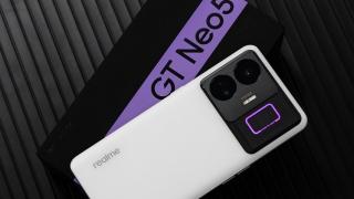 Turul Magazinelor #1332: Telefon cu încărcare la 240W în România, televizor 4K sub 900 lei şi Galaxy S23 mai ieftin