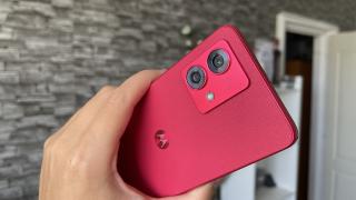 Motorola Moto G84 Unboxing: productivitate în pachet mic şi cochet