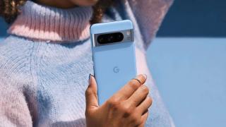 Google Pixel 8 Pro a debutat! Vine cu display Super Actua, procesor Tensor G3, zoom optic 5X, senzor pentru determinarea temperaturii