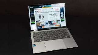 Prezentare ASUS Zenbook S 13 OLED UX5304VA - Ultrabook ușor și puternic, cu autonomie pentru o zi întreagă de lucru