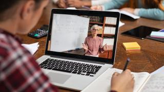 Turul Magazinelor #1336: Electrocasnice pentru studenţi, laptop, trotinetă sub 1500 lei