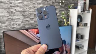 Apple iPhone 15 Pro: Design pe bază de titaniu, dar oare a fost o idee bună?