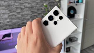 Samsung Galaxy S24 Ultra va păstra zoom-ul digital 100x, deși camera periscop va livra zoom optic 5x în loc de 10x