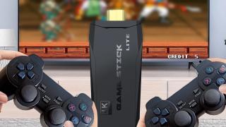 Ești fan jocuri retro? Micul dongle Game Stick Lite din oferta Cafago e la reducere și îți permite să joci titluri PS1, GBA, ATARI pe televizorul tău