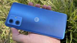 Motorola Moto G54 5G Power Edition: Design din plastic, dar unul frumuşel