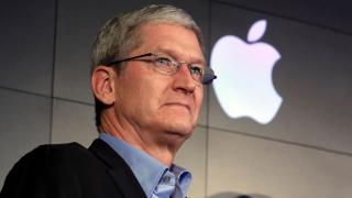 CEO-ul Apple, Tim Cook confirmă investiţii masive în AI generativ