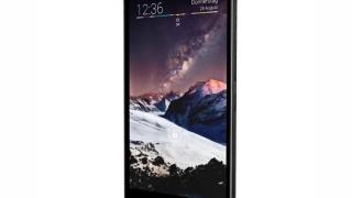 Vodafone anunță lansarea phablet-ului Smart 4 Max (990N); sosește În Europa Începând de luna viitoare
