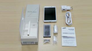 Samsung Galaxy Note 4 primește primele unboxinguri În Coreea de Sud; Iată ce conține cutia sa (Video)