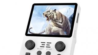 Pasionat de jocuri retro? La Cafago găsești consola portabilă Powkiddy RGB20S cu extra reducere și livrare gratuită