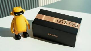 realme GT5 Pro va fi anunțat pe 7 decembrie în China; Are confirmată încărcarea la 100W
