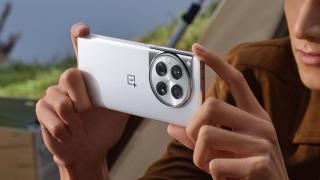 OnePlus 12 apare în imagini oficiale, promo video detaliat, avem chiar și mostre foto realizate cu smartphone-ul